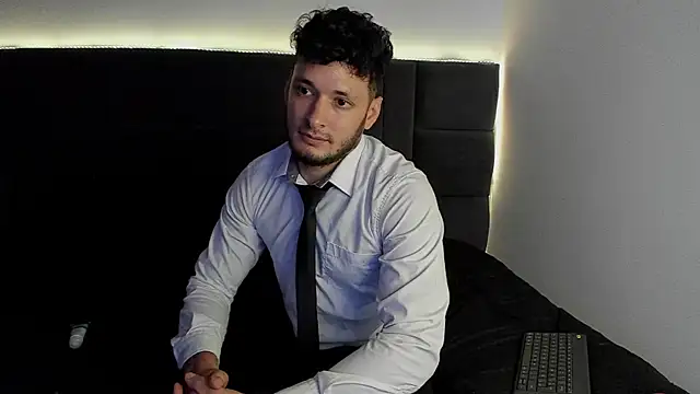 alejandro  2 online show from September 25, 4:06 pm