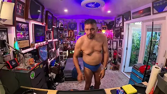 Briefs bud online show from June 2, 2:23 am