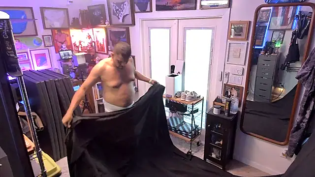 Briefs bud online show from March 9, 1:46 am