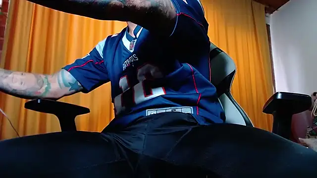 sebastian horny online show from July 4, 3:37 pm