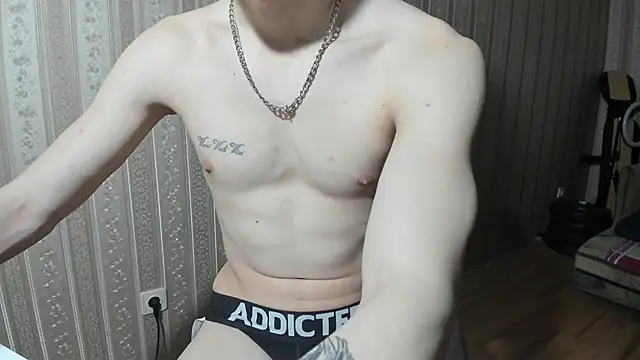 Snapshot of IncredibleGuyy chatting on February 18, 10:36 pm IncredibleGuyy online show from February 18, 10:36 pm
