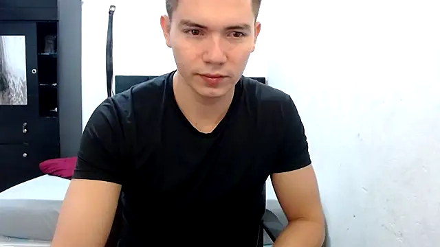 suckmydickbitch97 online show from December 10, 11:32 am