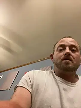 smokeymt420 online show from December 25, 4:54 am