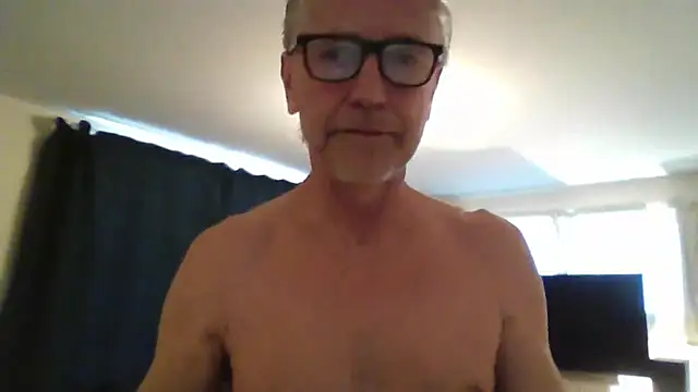 Snapshot of Mattsroom chatting on September 26, 3:26 am Mattsroom online show from September 26, 3:26 am