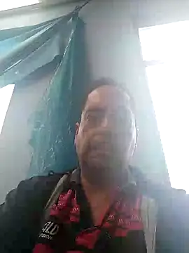 baezlove online show from December 10, 3:44 pm