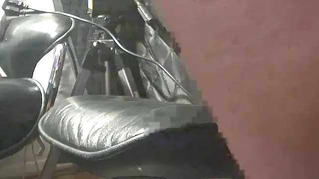 Snapshot of TheHellBilly chatting on October 3, 11:10 pm TheHellBilly online show from October 3, 11:10 pm