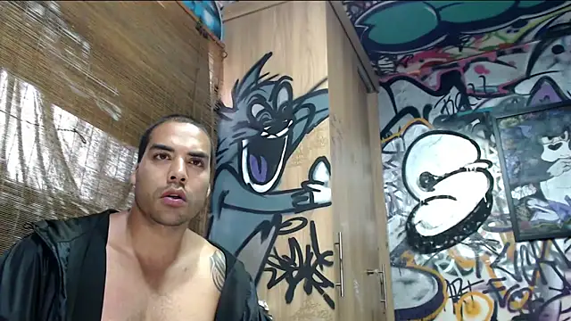 Justin Frank online show from April 14, 7:13 pm