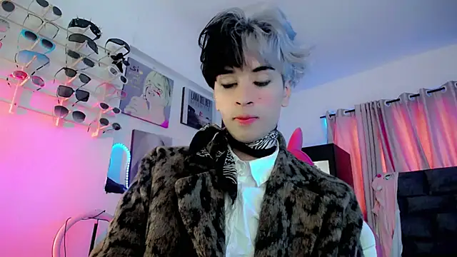 Snapshot of Sweet_Jack1 chatting on February 19, 3:16 pm Sweet Jack1 online show from February 19, 3:16 pm