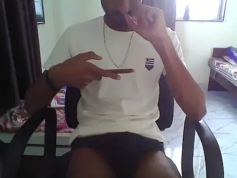 Snapshot of sour_rabh chatting on October 9, 9:58 am sour rabh online show from October 9, 9:58 am
