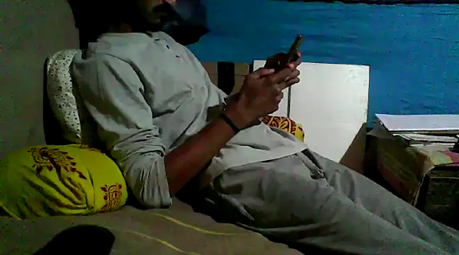 Snapshot of sour_rabh chatting on December 3, 6:38 pm sour rabh online show from December 3, 6:38 pm