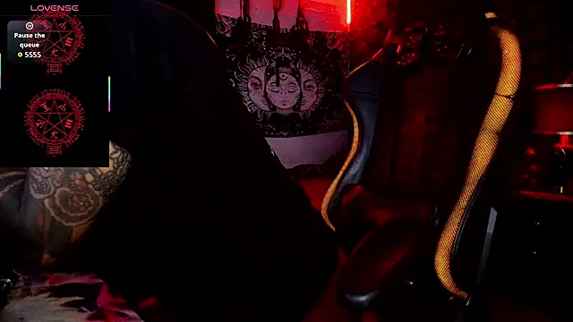 josh  ackerman online show from October 9, 7:57 am