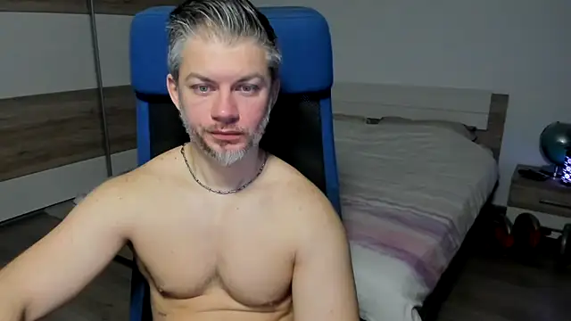 RobbyShawz online show from February 3, 6:13 am