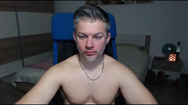 RobbyShawz online show from March 21, 6:05 am