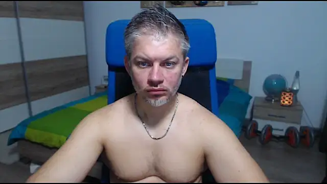 RobbyShawz online show from October 17, 6:50 am