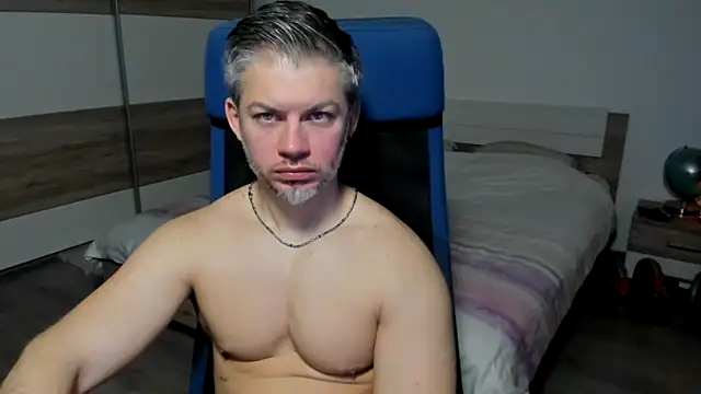 RobbyShawz online show from February 6, 5:35 am