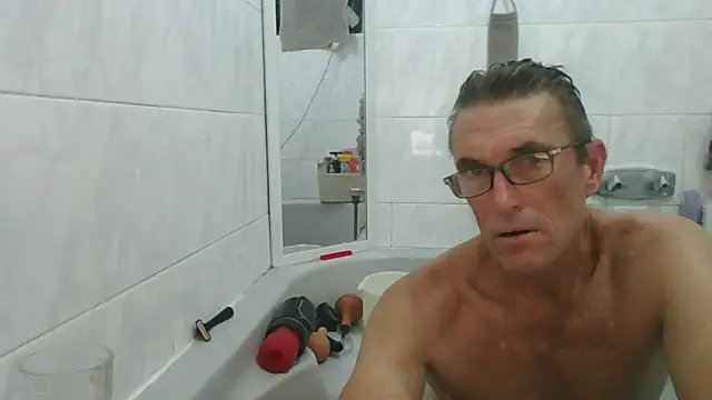 xykenrahxh online show from February 7, 7:30 pm