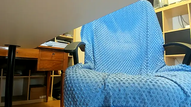 leccaleccafiga online show from October 13, 2:56 pm