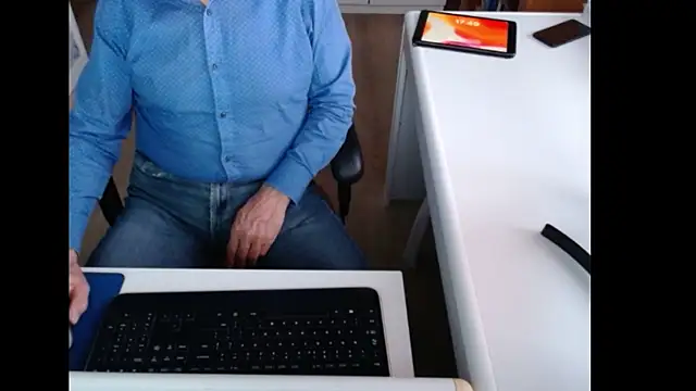 dutchpornking online show from October 10, 3:50 pm