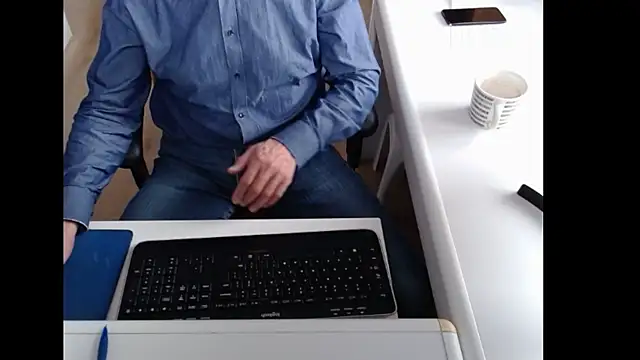 dutchpornking online show from October 15, 8:11 am