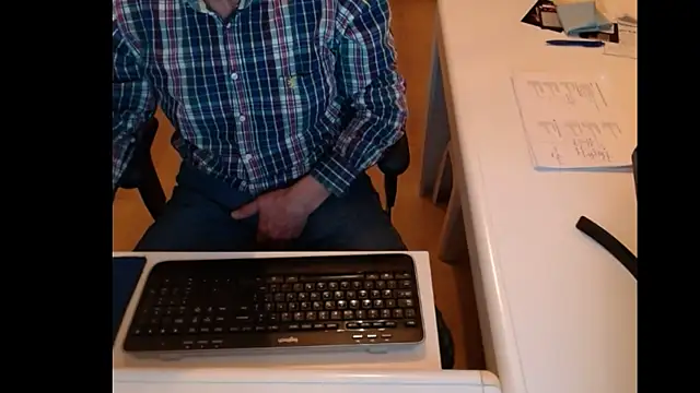 dutchpornking online show from December 27, 6:42 pm