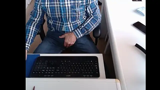 dutchpornking online show from December 19, 8:24 am