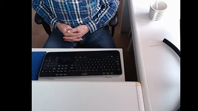 dutchpornking online show from December 18, 9:04 am