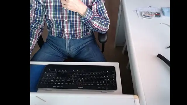 dutchpornking online show from December 17, 8:01 am