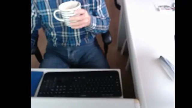 dutchpornking online show from December 6, 8:15 am