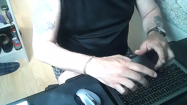 DUDURAxh online show from April 29, 12:43 pm