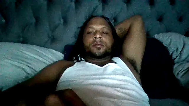 PrettyboyRed online show from November 4, 3:46 pm