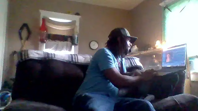 PrettyboyRed online show from November 7, 4:43 pm