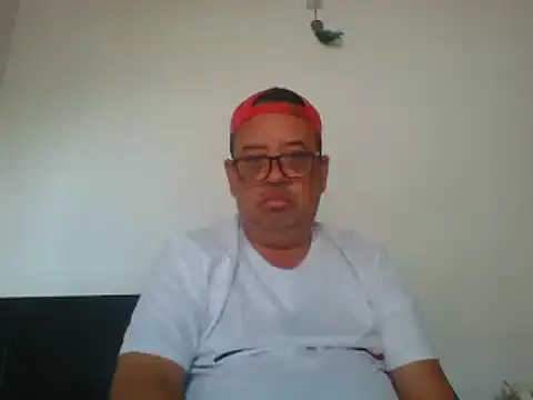 Snapshot of djtomxxx2777 chatting on February 3, 4:52 pm djtomxxx2777 online show from February 3, 4:52 pm