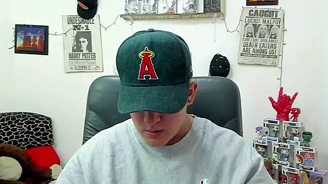 ney 22 online show from February 25, 10:39 pm