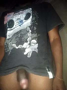 BigBlacBoyD online show from May 5, 8:05 am