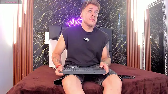 keane lee online show from October 15, 1:30 pm