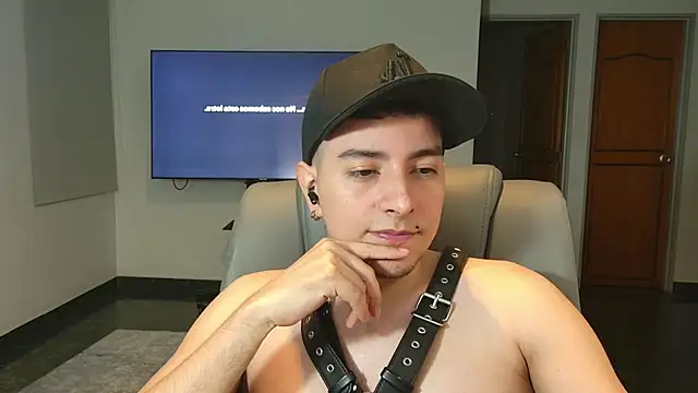 Jhoan saenz online show from October 17, 3:54 am