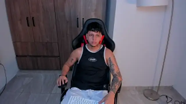 Jake simons online show from November 21, 7:13 pm