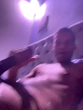 XWillianSmithX online show from September 23, 7:51 am