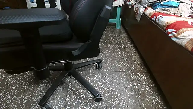 indianboy894 online show from November 29, 12:18 pm