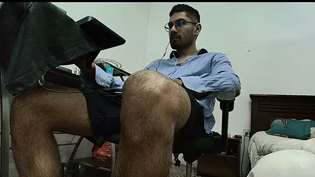 x-sebastian online show from April 10, 10:06 pm