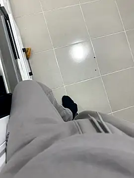 MAHKE12 online show from October 19, 8:23 pm