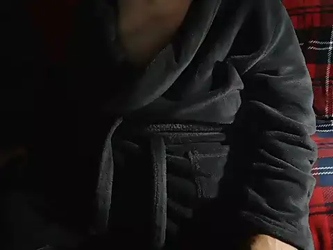 onkelgrau65 online show from October 14, 2:18 am