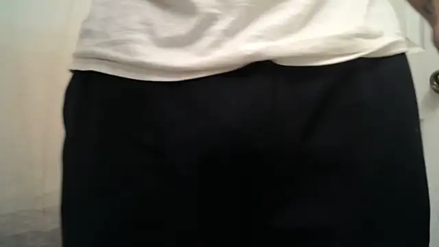 Snapshot of proseccopapi23 chatting on March 8, 5:03 am proseccopapi23 online show from March 8, 5:03 am