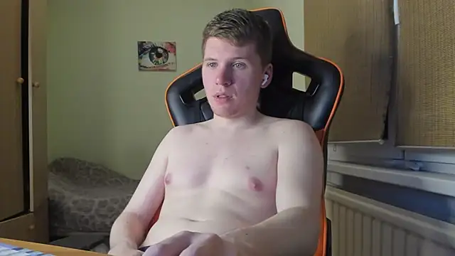 Snapshot of Bananas_dick chatting on January 18, 7:15 pm Bananas dick online show from January 18, 7:15 pm