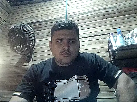 Arcangel 05 online show from March 25, 5:44 am