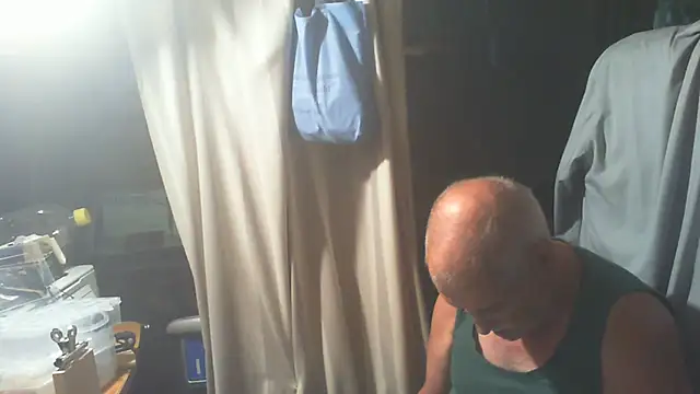 Snapshot of nonnomaturobisex chatting on September 29, 3:08 pm nonnomaturobisex online show from September 29, 3:08 pm