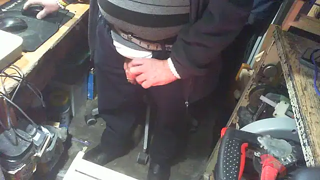 nonnomaturobisex online show from February 6, 5:32 pm