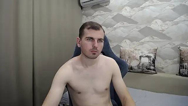 SerzhKorol1 online show from October 28, 5:37 pm