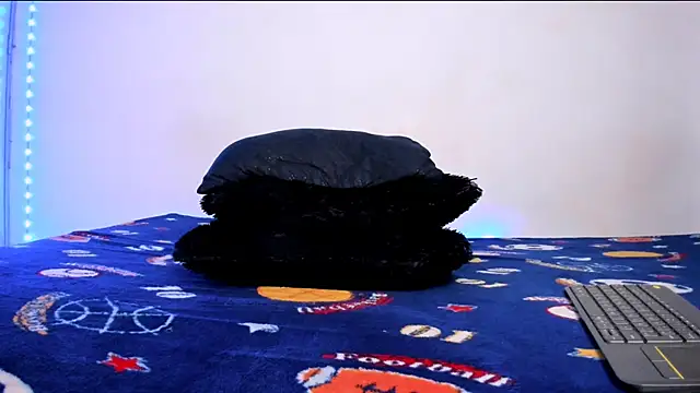 Samuel Suarez online show from February 11, 5:23 am