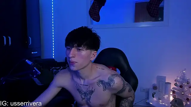 Thomass clark online show from December 20, 2:08 am